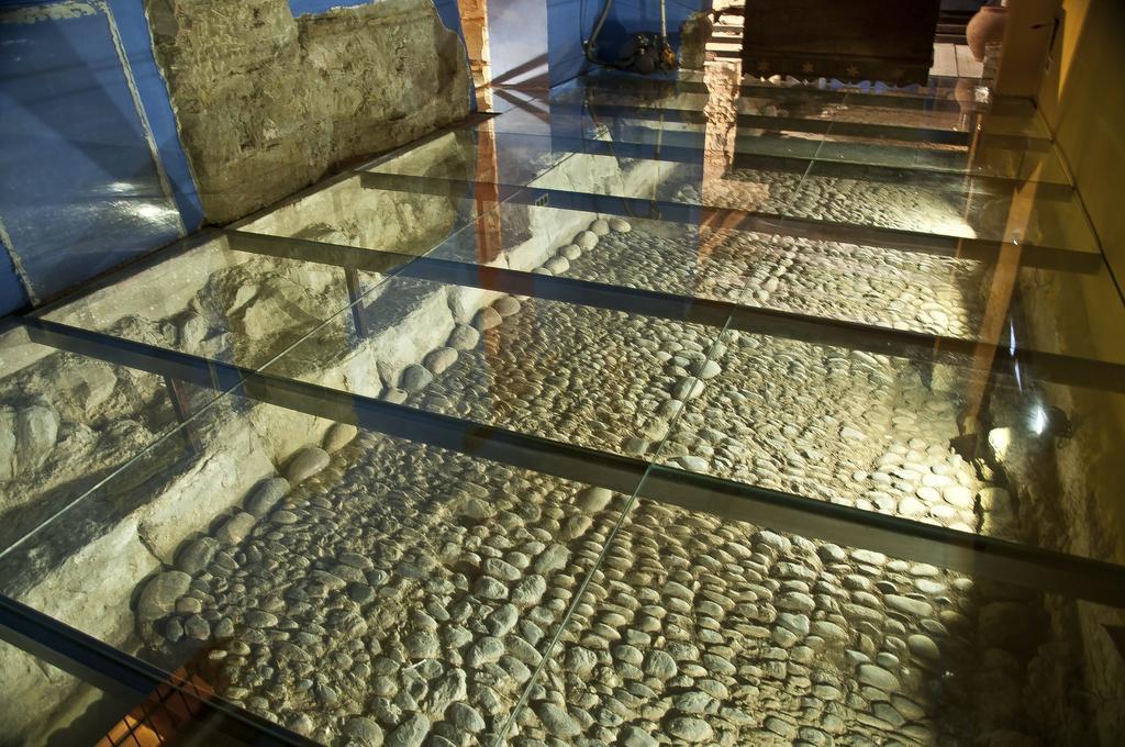 A Corona Del Reino Ejea De Los Caballeros Kültér fotó